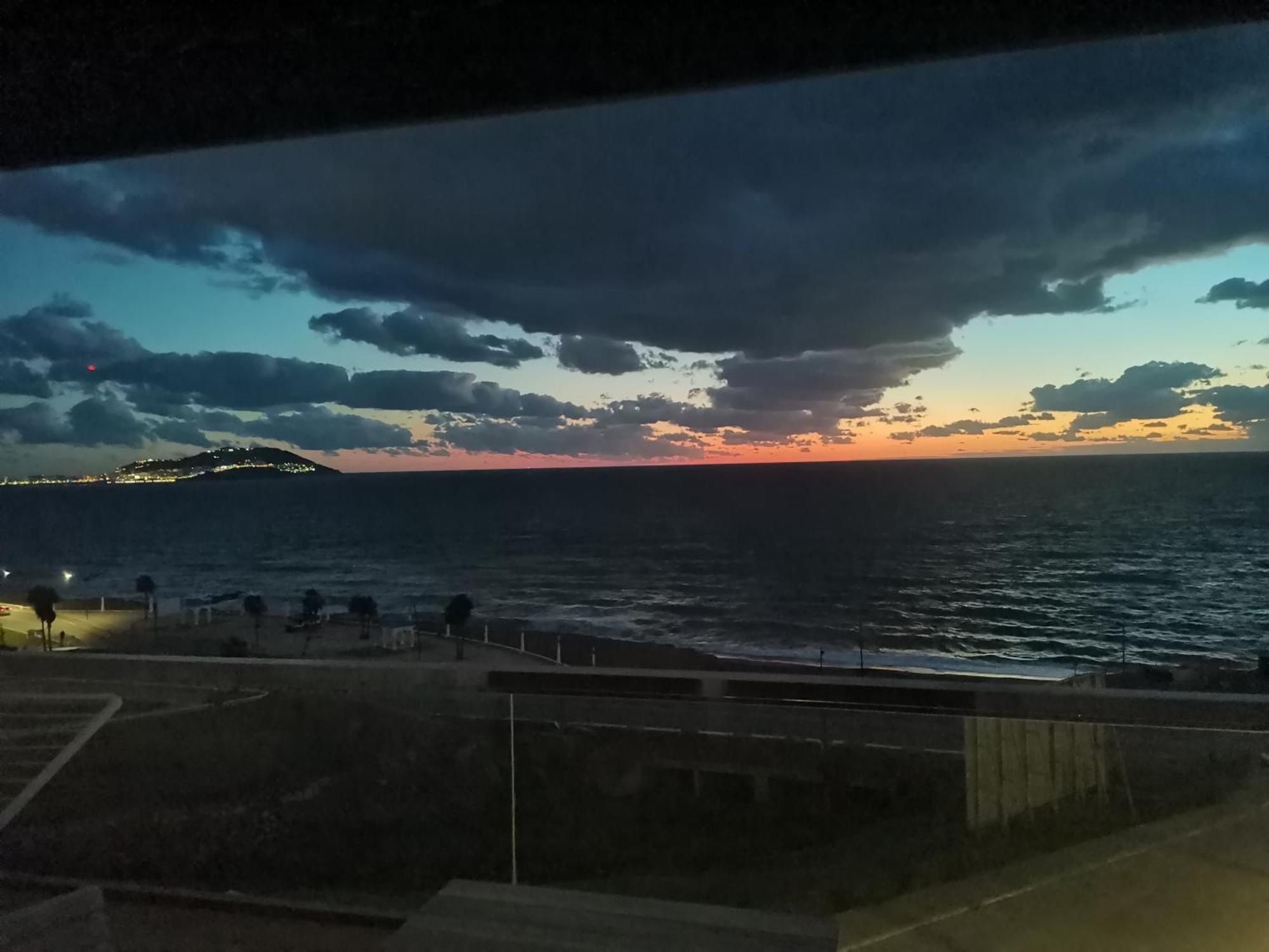 Appartf3 Vue Panoramique Sur Mer Residence Vista Del Mar Fnideq Esterno foto